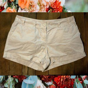 LOFT White Shorts – Size 10